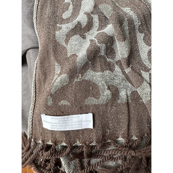 Restoration Hardware Wool Blend Fringed Throw Blanket Gray Brown Floral 70X53” - Picture 9 of 12